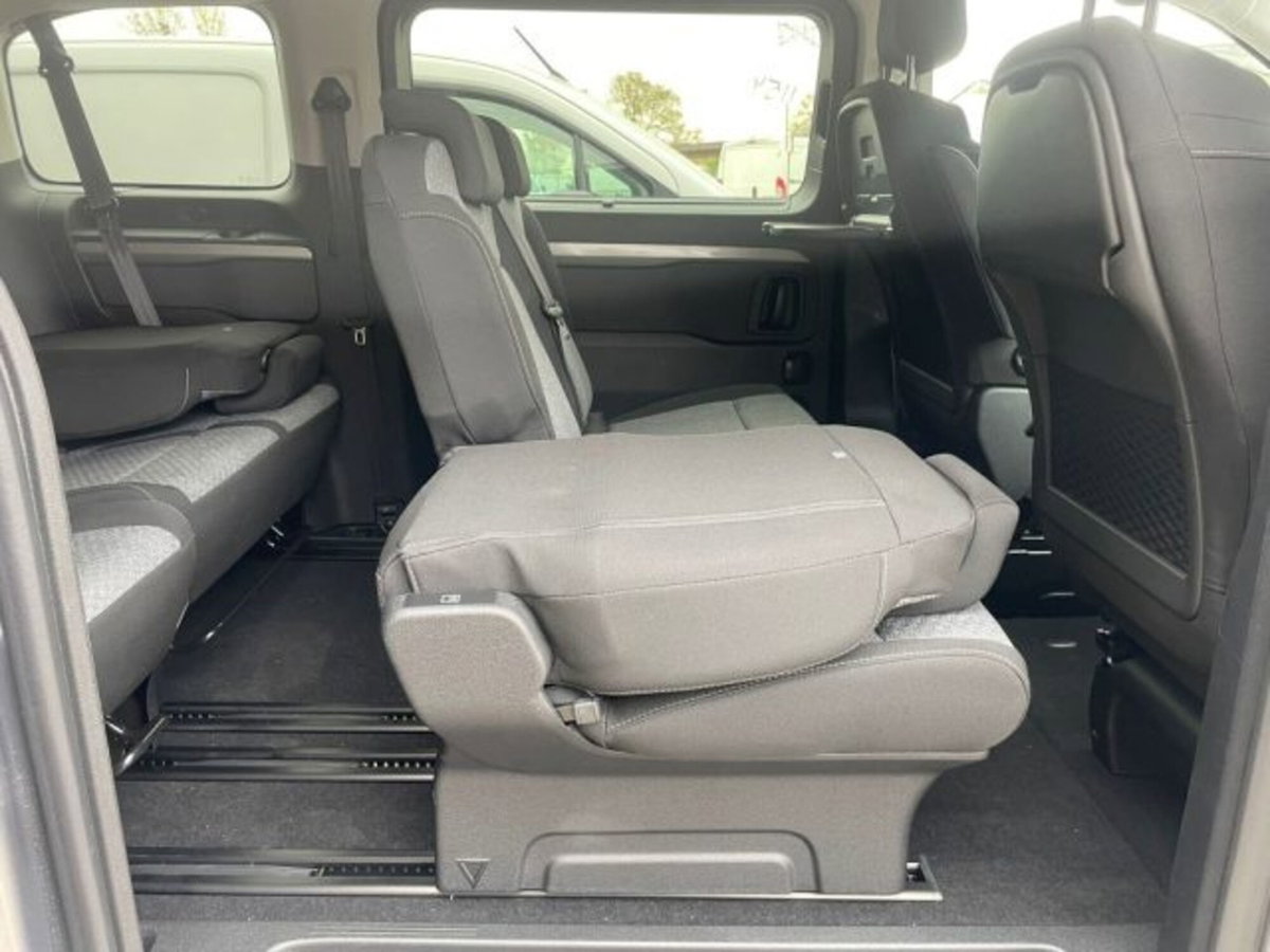 Toyota Proace Verso Verso 2.0D 150 CV L1 D Executive (18)