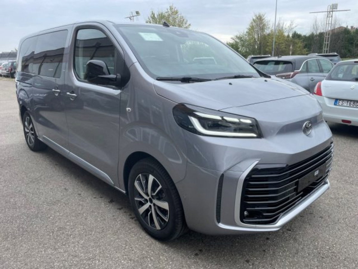Toyota Proace Verso Verso 2.0D 150 CV L1 D Executive (5)