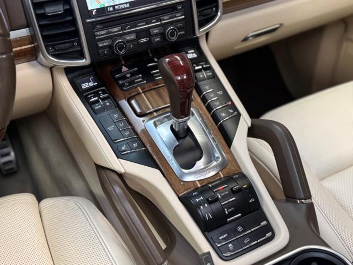 Porsche Cayenne 4.8 GTS (15)