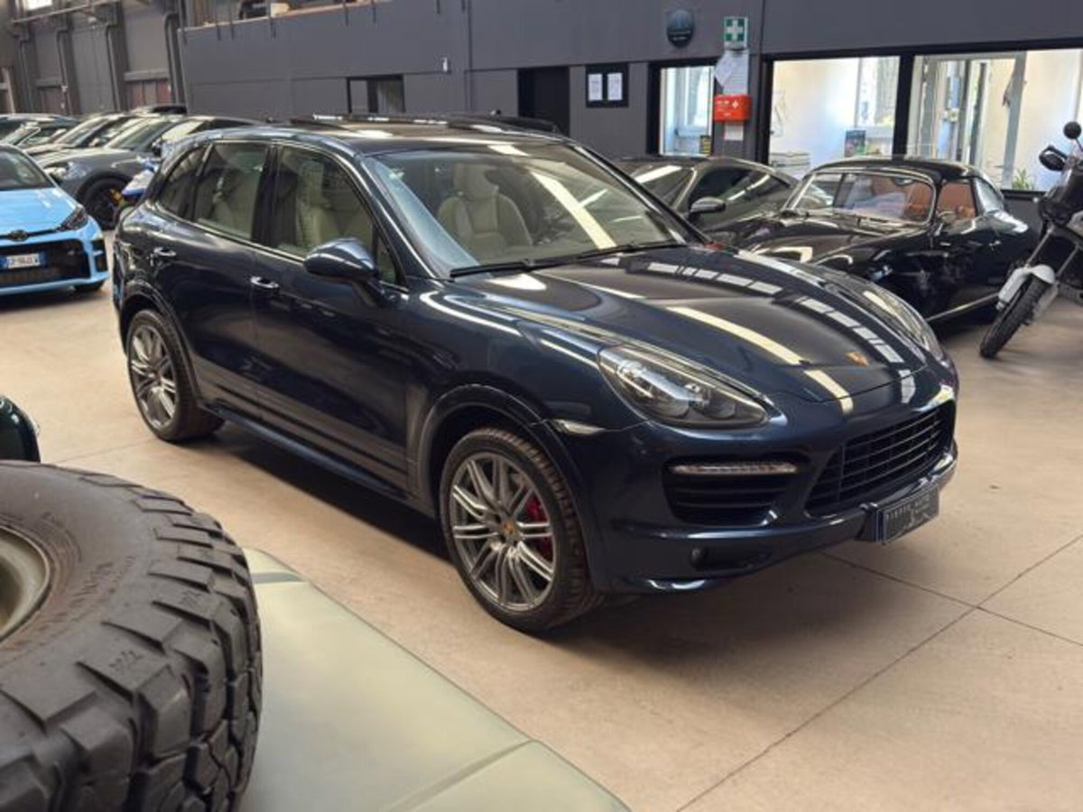 Porsche Cayenne 4.8 GTS (3)