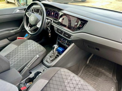 Volkswagen Taigo 1.0 TSI 110 CV DSG R-Line (9)