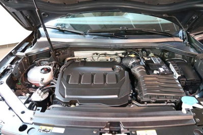 Volkswagen Tiguan 2.0 TDI 150 CV SCR DSG 4MOTION Elegance (11)