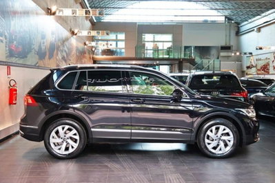 Volkswagen Tiguan 2.0 TDI 150 CV SCR DSG 4MOTION Elegance (2)