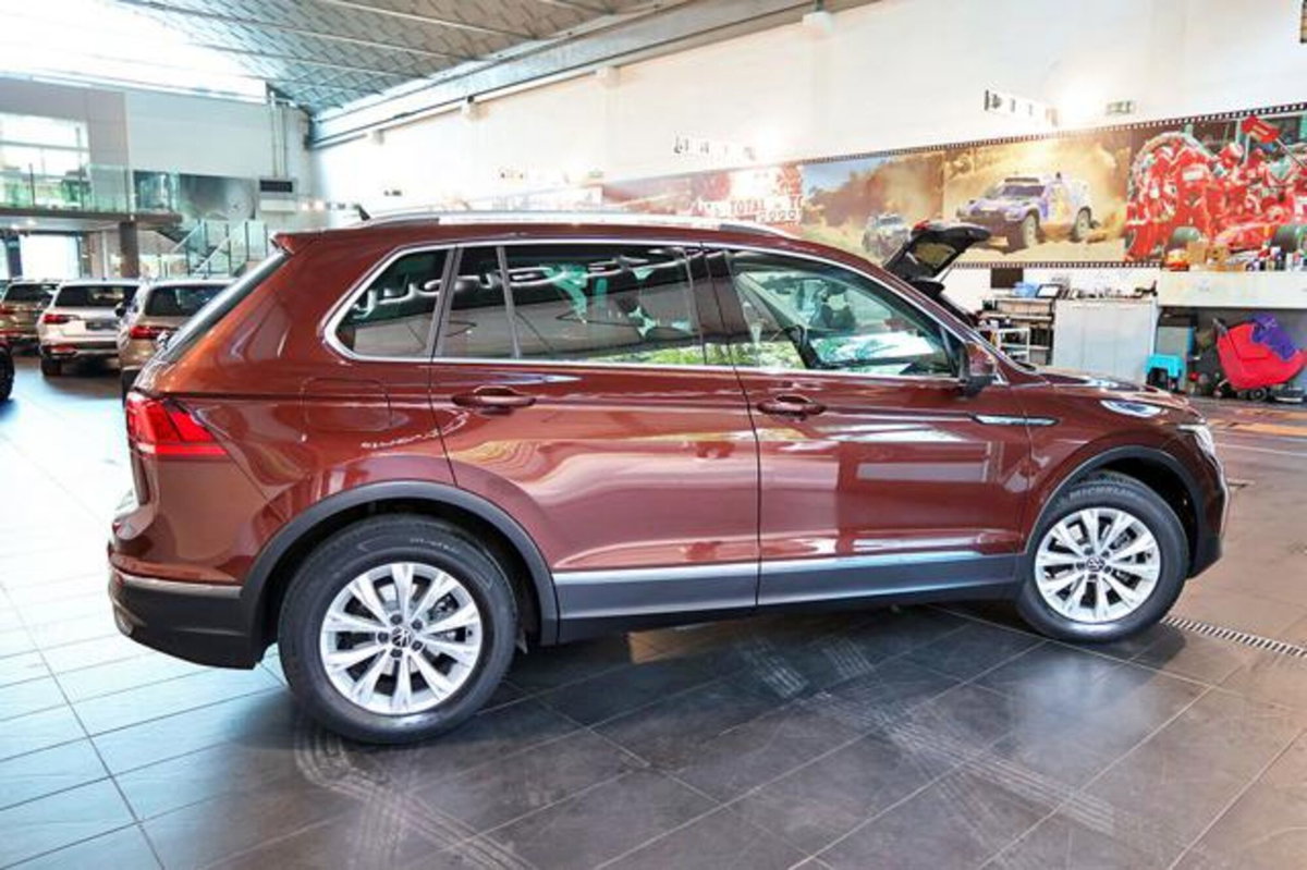 Volkswagen Tiguan 1.5 TSI 150 CV DSG ACT Life (10)