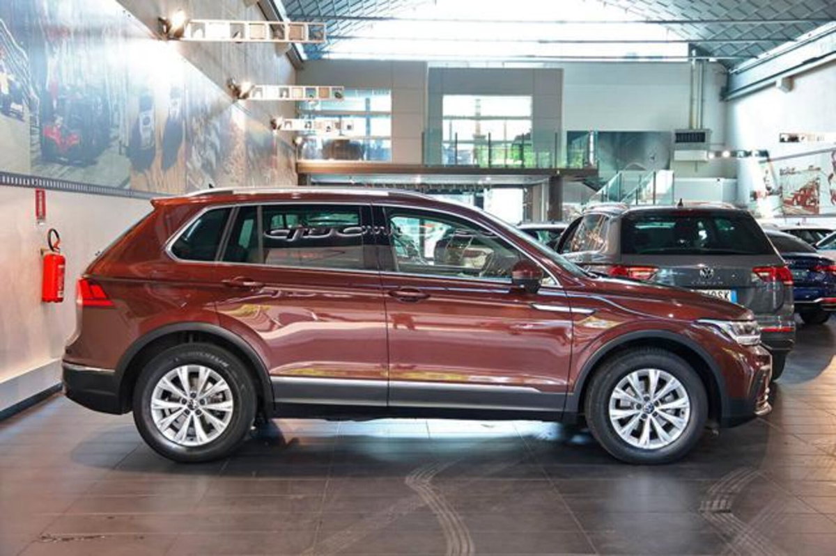 Volkswagen Tiguan 1.5 TSI 150 CV DSG ACT Life (2)