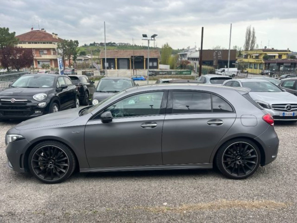 Mercedes-Benz Classe A Sedan 35 4Matic 4p. AMG (7)