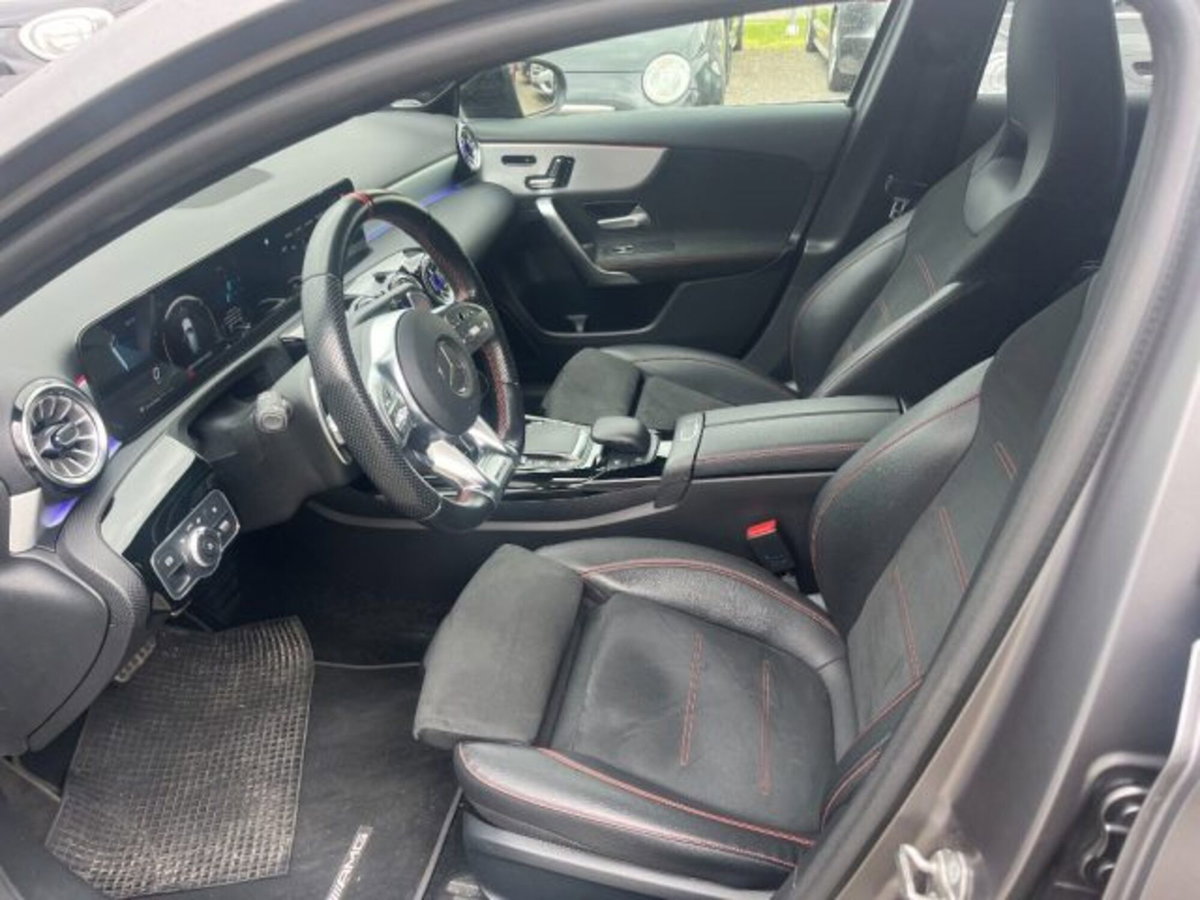 Mercedes-Benz Classe A Sedan 35 4Matic 4p. AMG (8)