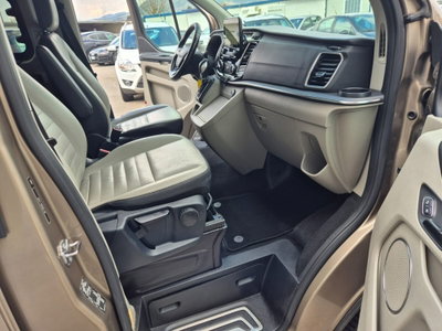 Ford Tourneo Custom 310 2.0 TDCi 170CV PC Titanium (18)