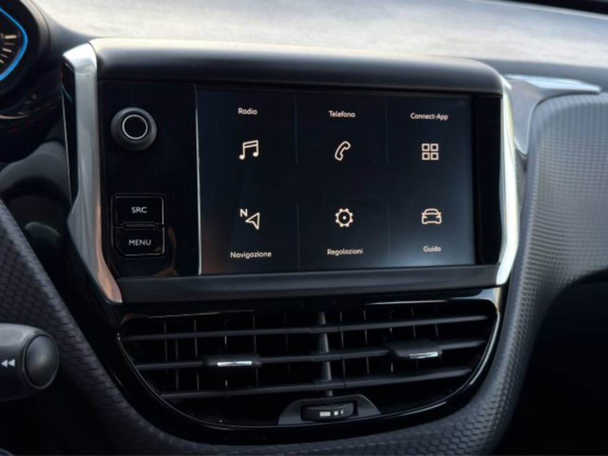 Peugeot 2008 100 S&S Allure (14)