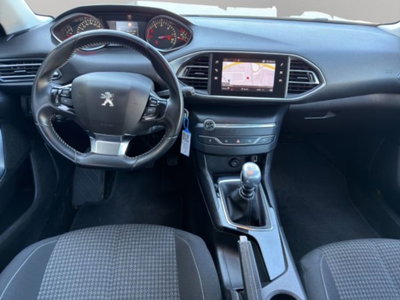 Peugeot 308 1.5 bluehdi Style s&s 130cv eat8 (10)