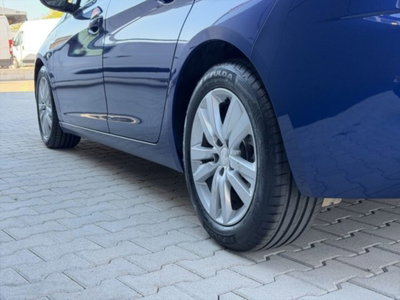 Peugeot 308 1.5 bluehdi Style s&s 130cv eat8 (16)