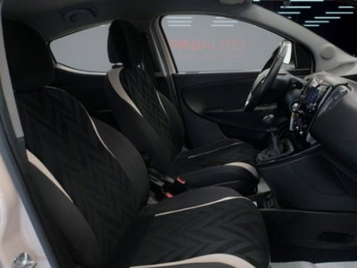 Lancia Ypsilon 0.9 TwinAir 85 CV 5 porte Metano Ecochic Gold (16)