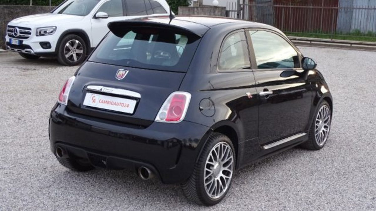 Abarth 500 1.4 Turbo T-Jet (7)