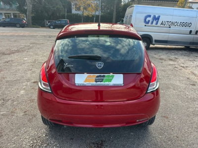 Lancia Ypsilon 1.2 69 CV 5 porte GPL Ecochic Silver (13)