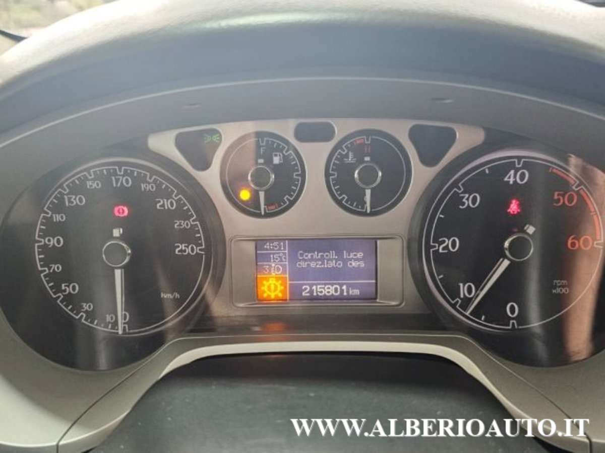 Lancia Delta 1.6 MJT DPF Oro (15)
