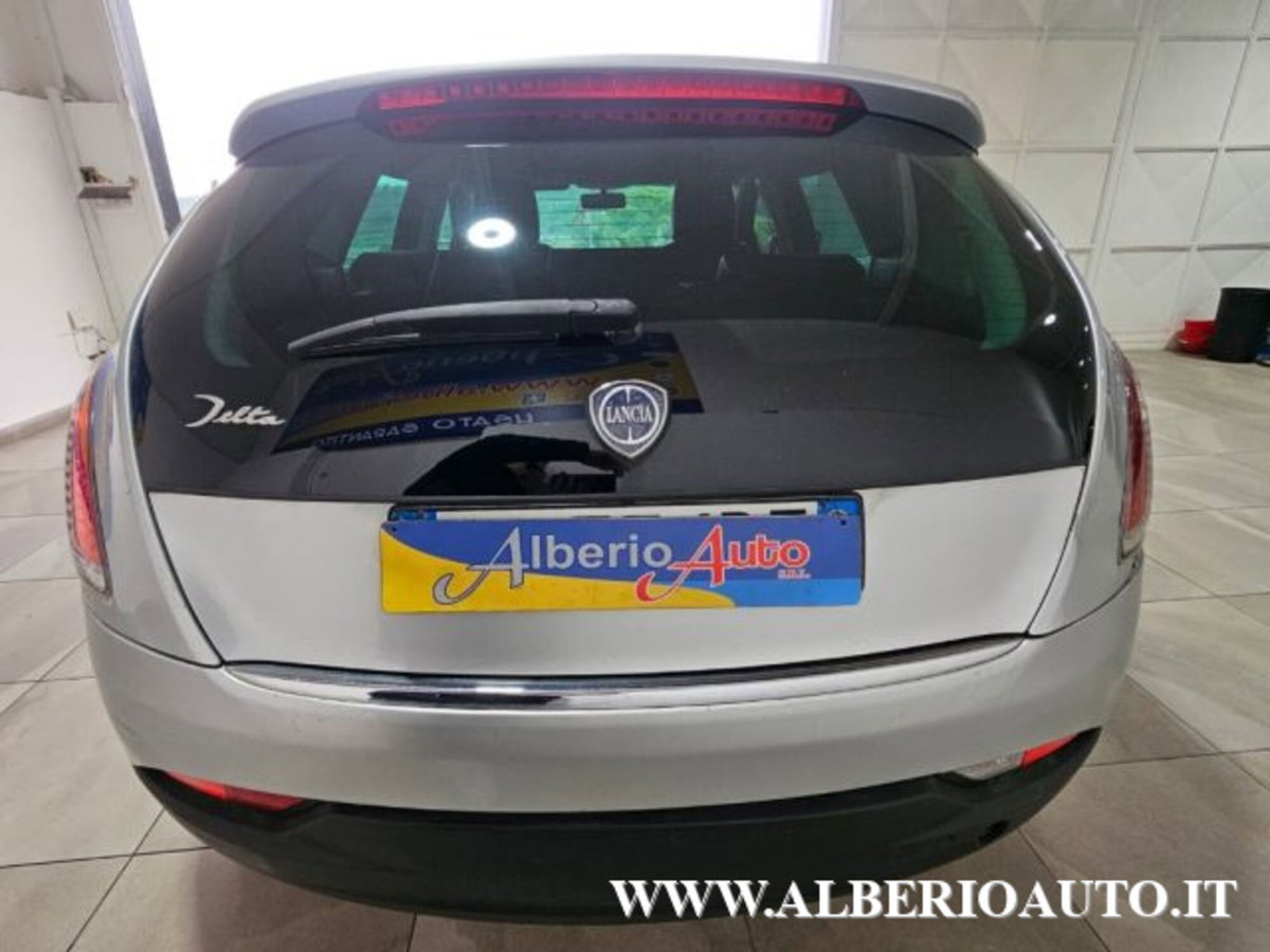 Lancia Delta 1.6 MJT DPF Oro (4)