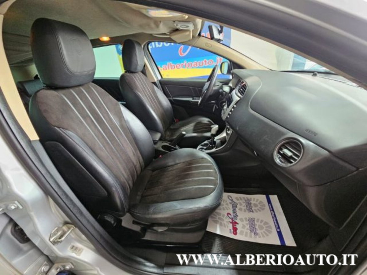 Lancia Delta 1.6 MJT DPF Oro (6)