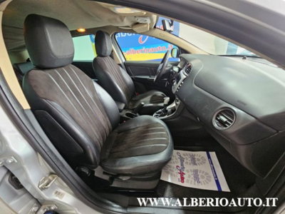 Lancia Delta 1.6 MJT DPF Oro (6)