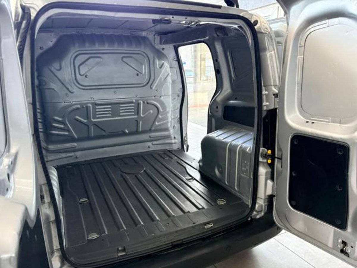 Fiat Fiorino 1.3 MJT 75CV Combi Semi E5+ (10)