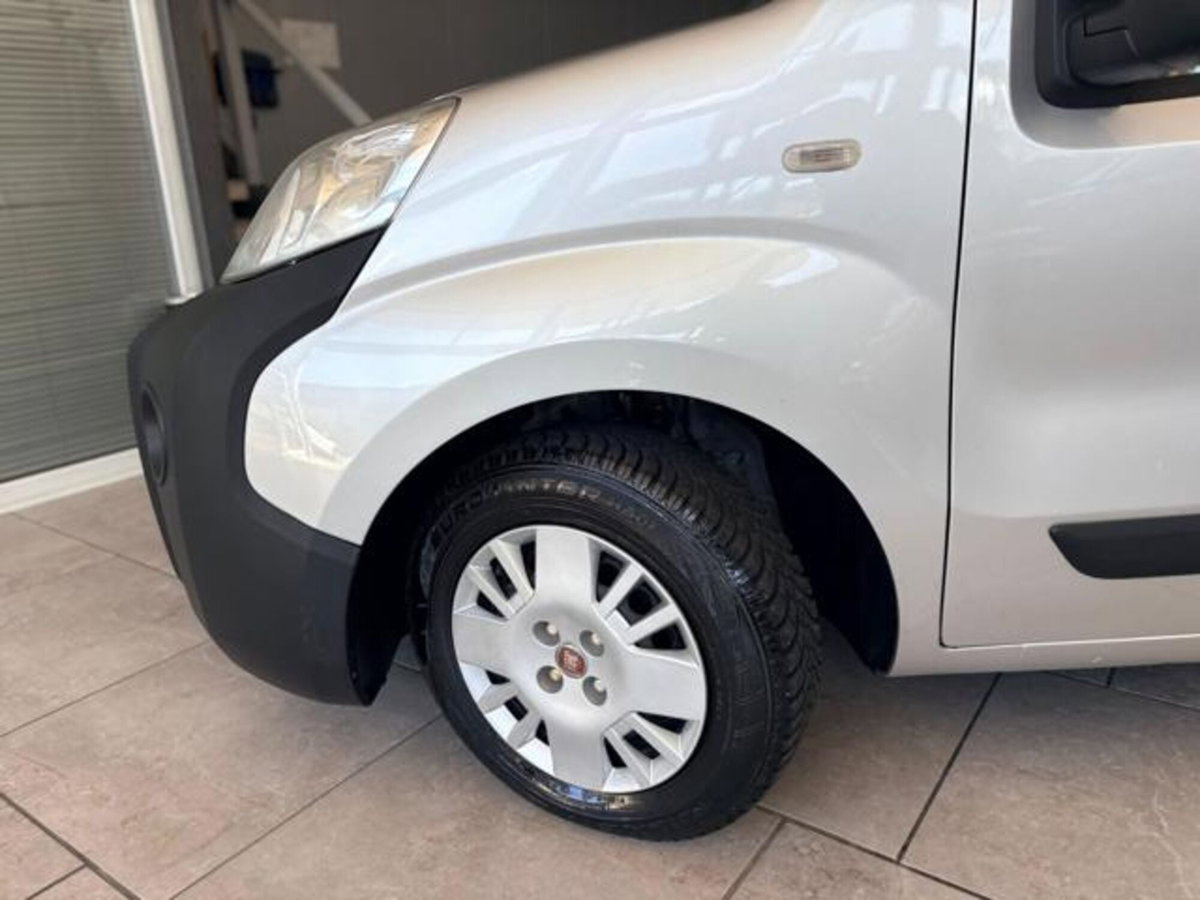 Fiat Fiorino 1.3 MJT 75CV Combi Semi E5+ (12)