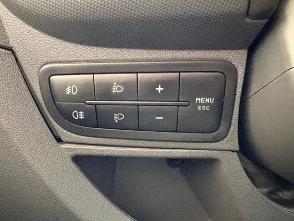Fiat Fiorino 1.3 MJT 75CV Combi Semi E5+ (15)