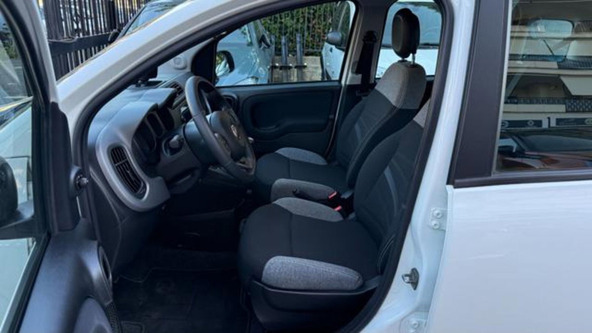 Fiat Panda 1.0 firefly hybrid s&s 70cv 5p.ti (14)