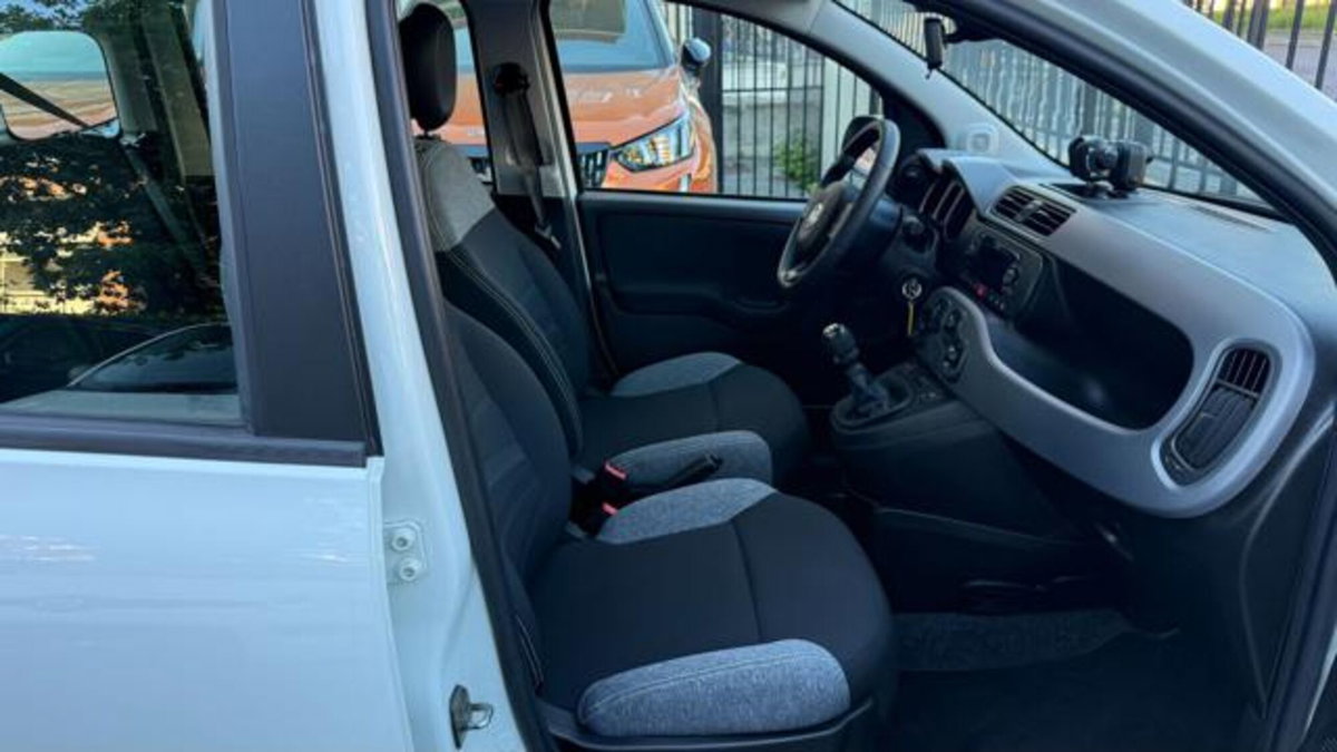 Fiat Panda 1.0 firefly hybrid s&s 70cv 5p.ti (17)