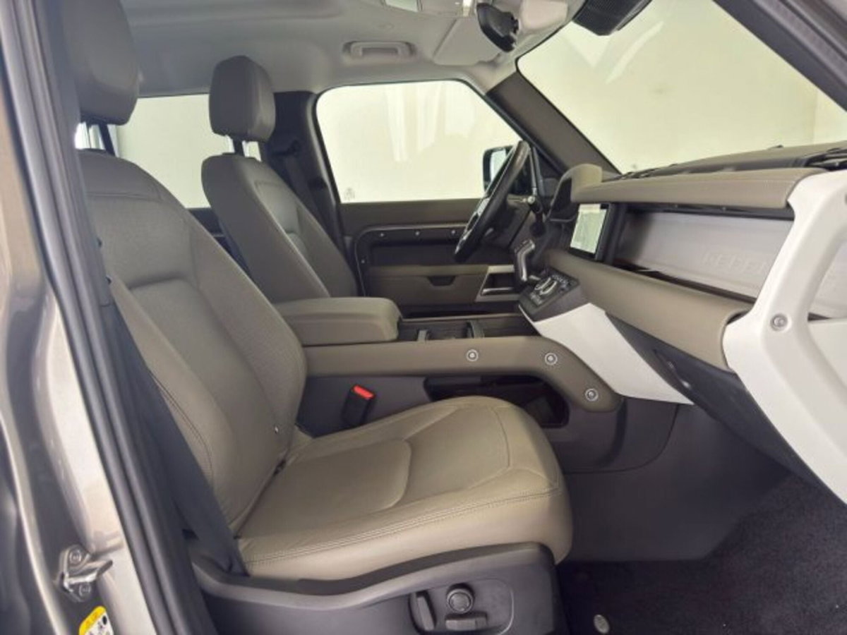 Land Rover Defender 110 Hard Top 3.0d i6 mhev X-Dynamic SE awd 250cv auto (11)