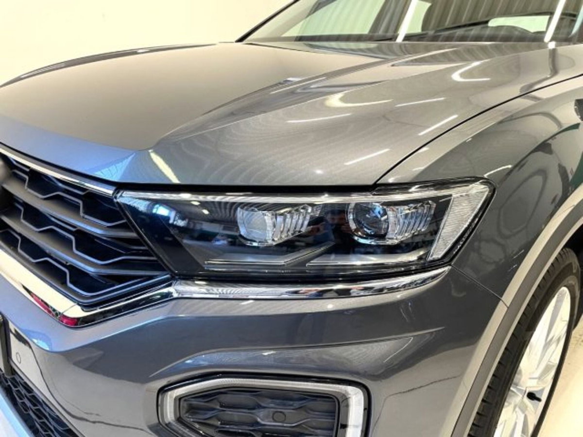 Volkswagen T-Roc 2.0 tdi R-Line 4motion 150cv dsg (19)