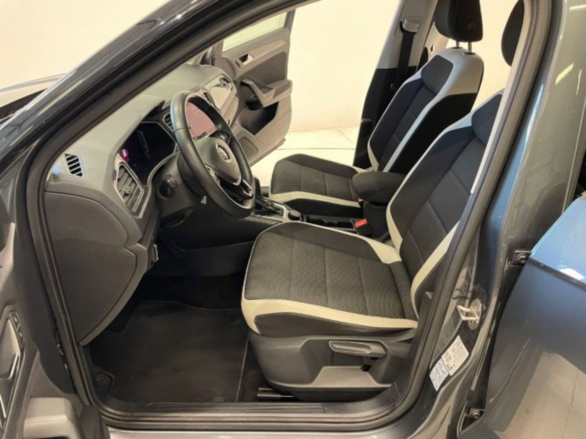 Volkswagen T-Roc 2.0 tdi R-Line 4motion 150cv dsg (6)
