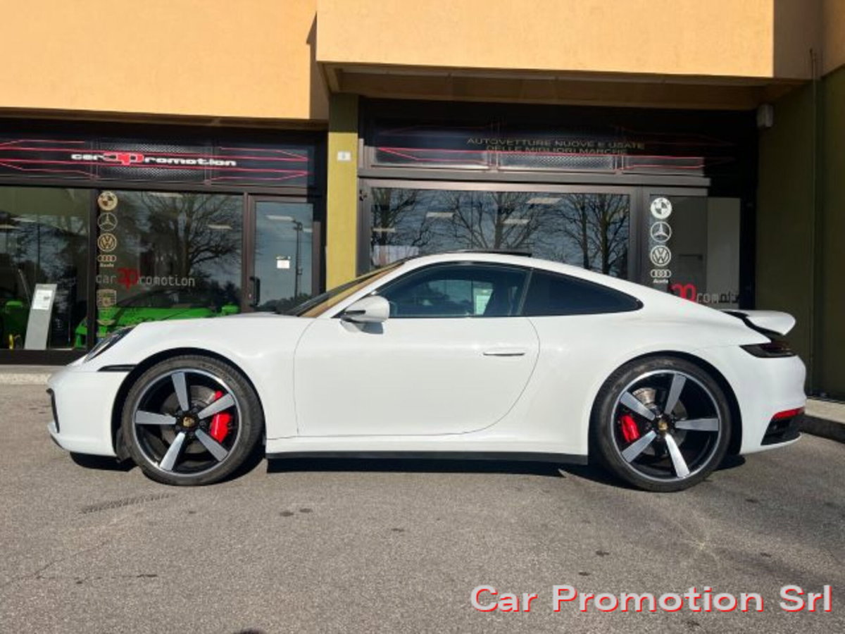 Porsche 911 Coupé Coupe 3.0 Carrera 4S (2)
