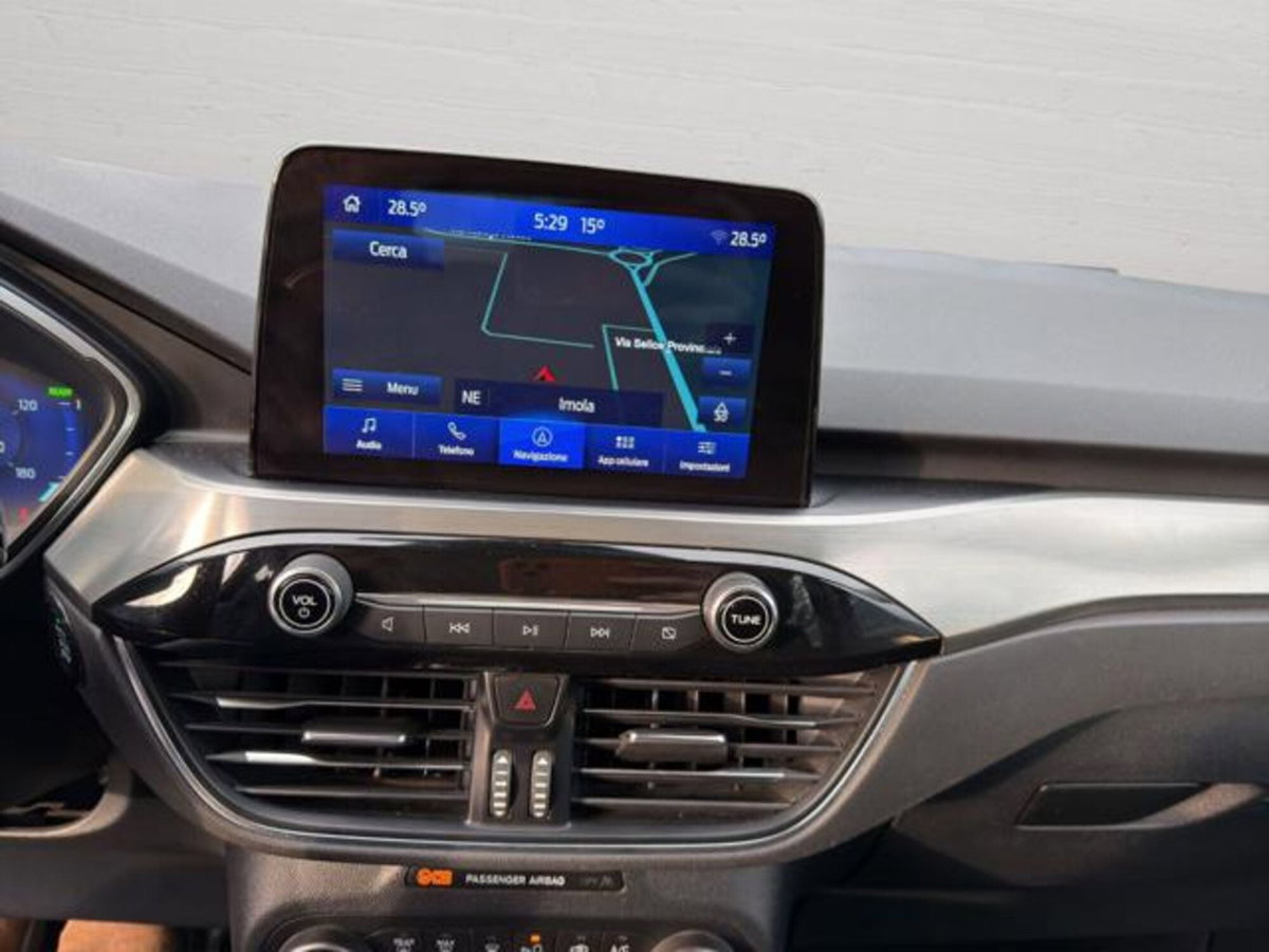 Ford Kuga 2.5 Plug In Hybrid 225 CV CVT 2WD Titanium (14)