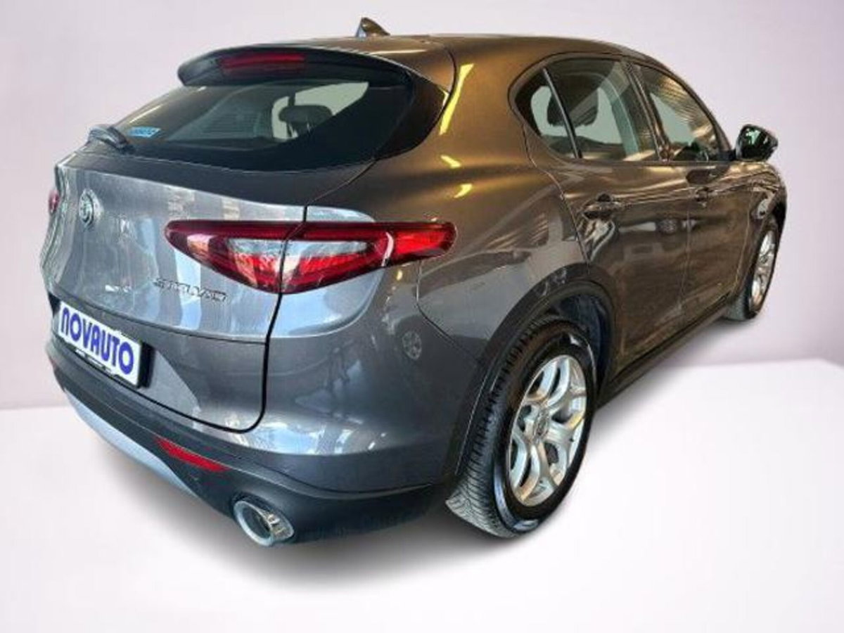 Alfa Romeo Stelvio Stelvio 2.2 Turbodiesel 160 CV AT8 RWD Super Business (4)