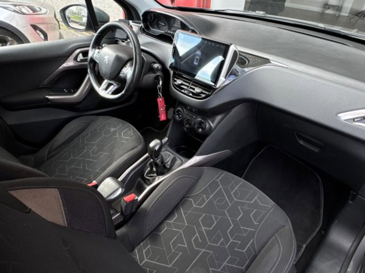 Peugeot 2008 100 Allure (12)
