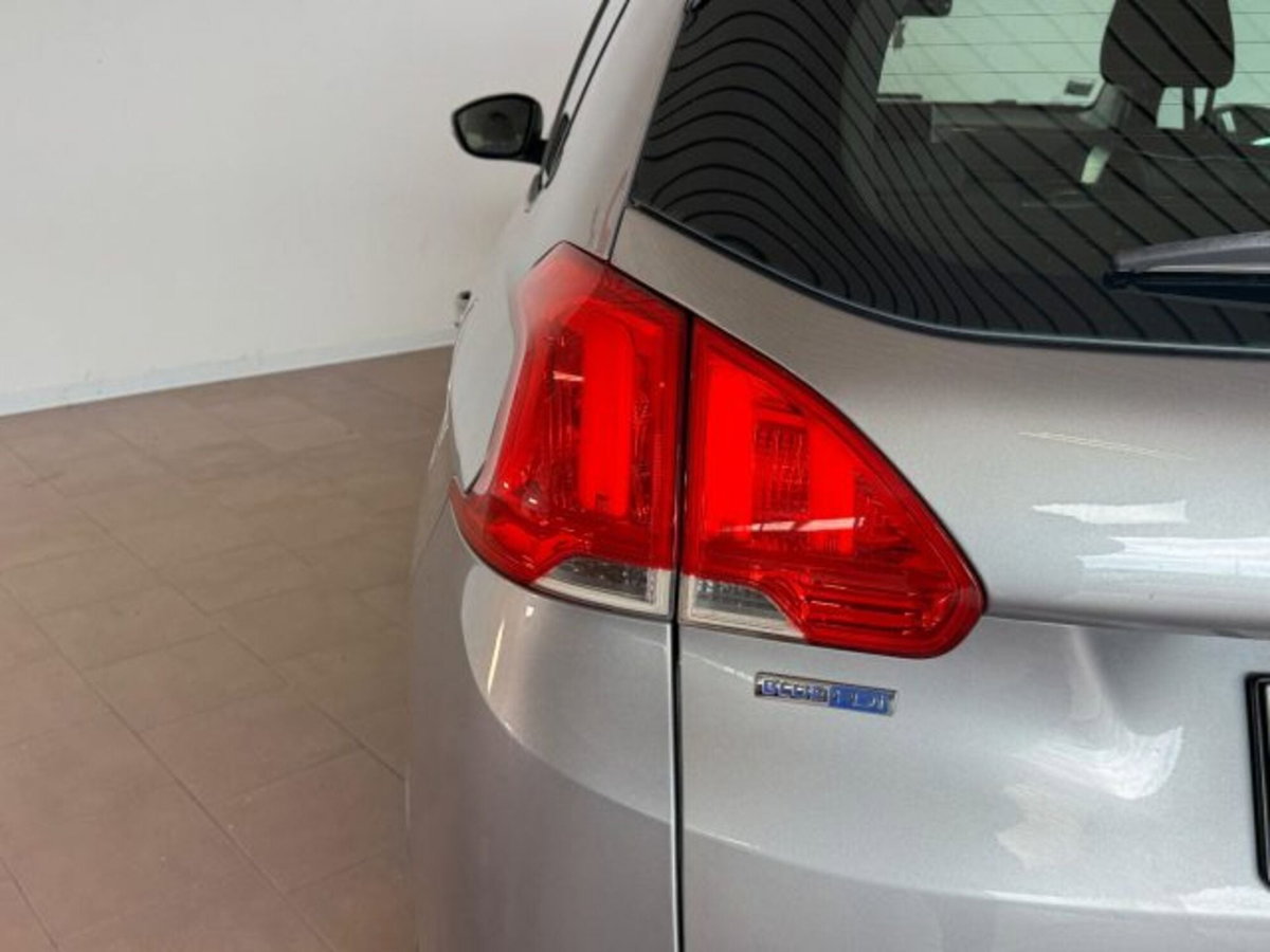 Peugeot 2008 100 Allure (16)
