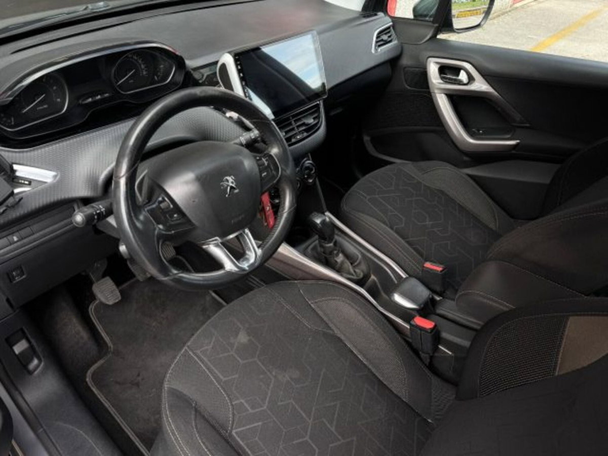 Peugeot 2008 100 Allure (5)