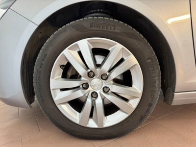 Peugeot 308 BlueHDi 100 S&S Business (16)