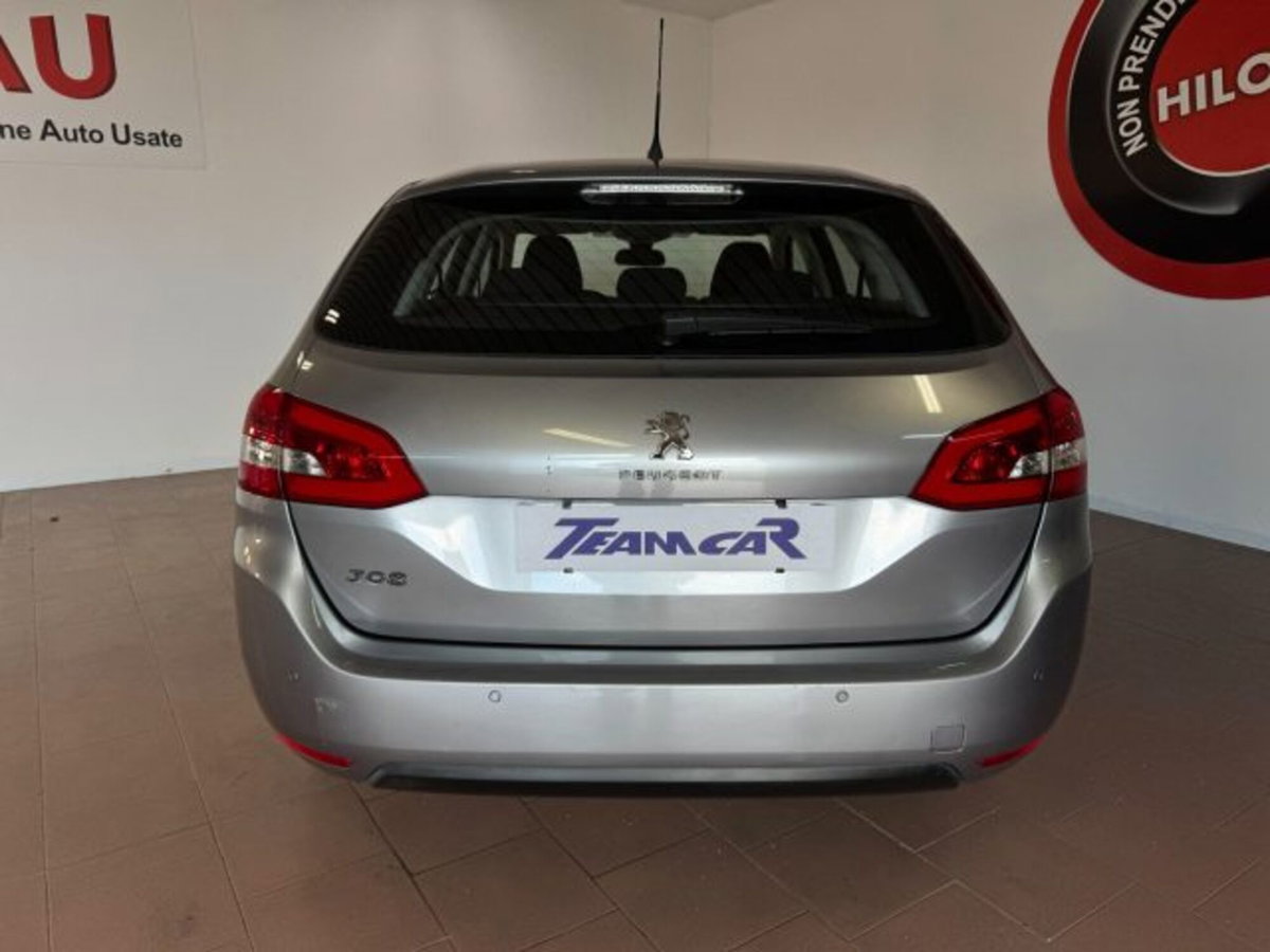 Peugeot 308 BlueHDi 100 S&S Business (4)