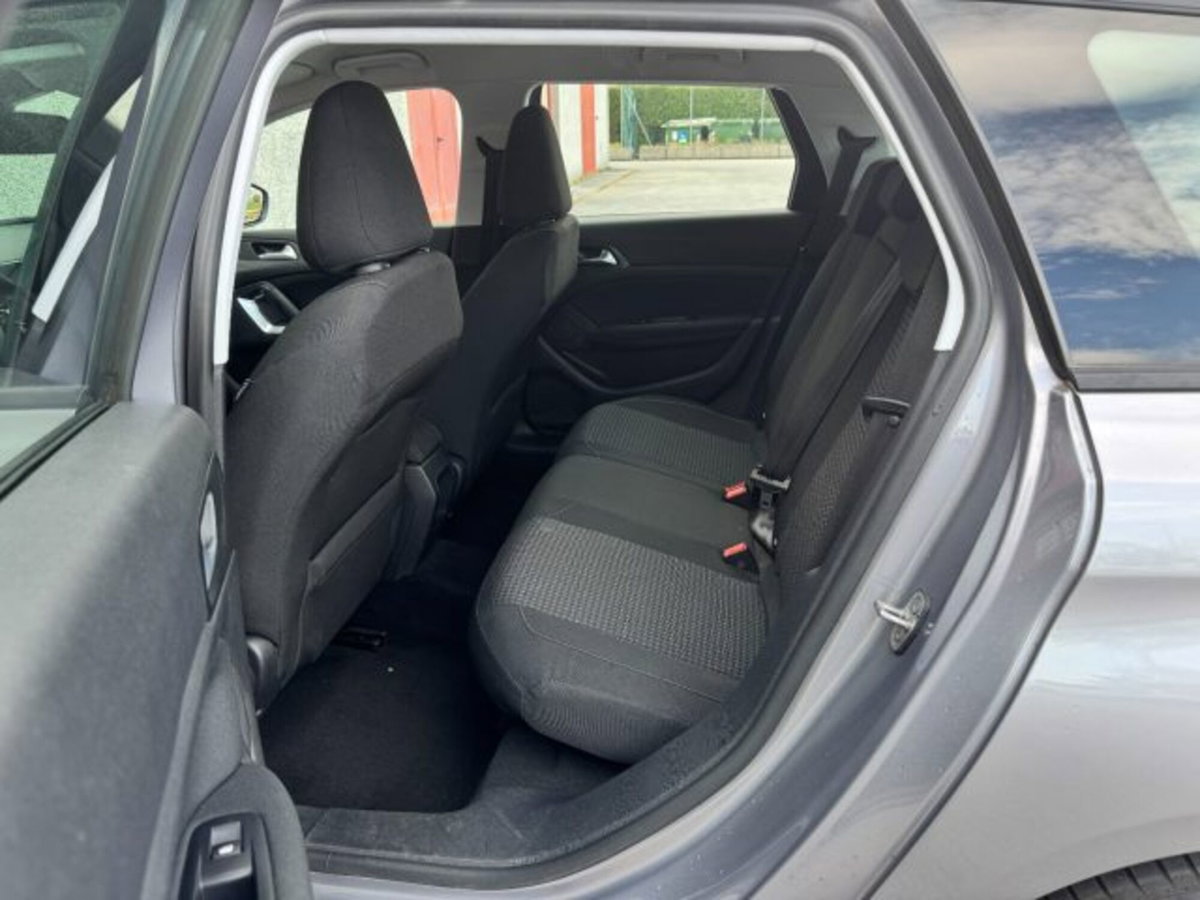 Peugeot 308 BlueHDi 100 S&S Business (7)