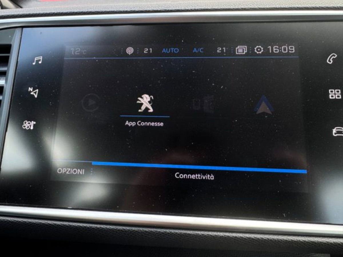 Peugeot 308 BlueHDi 100 S&S Business (9)