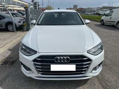 Audi A4 Avant 40 g-tron S tronic Business Advanced (2)