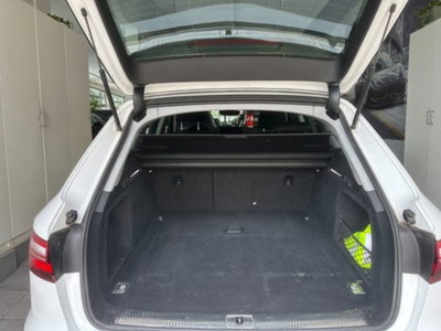 Audi A4 Avant 40 g-tron S tronic Business Advanced (9)