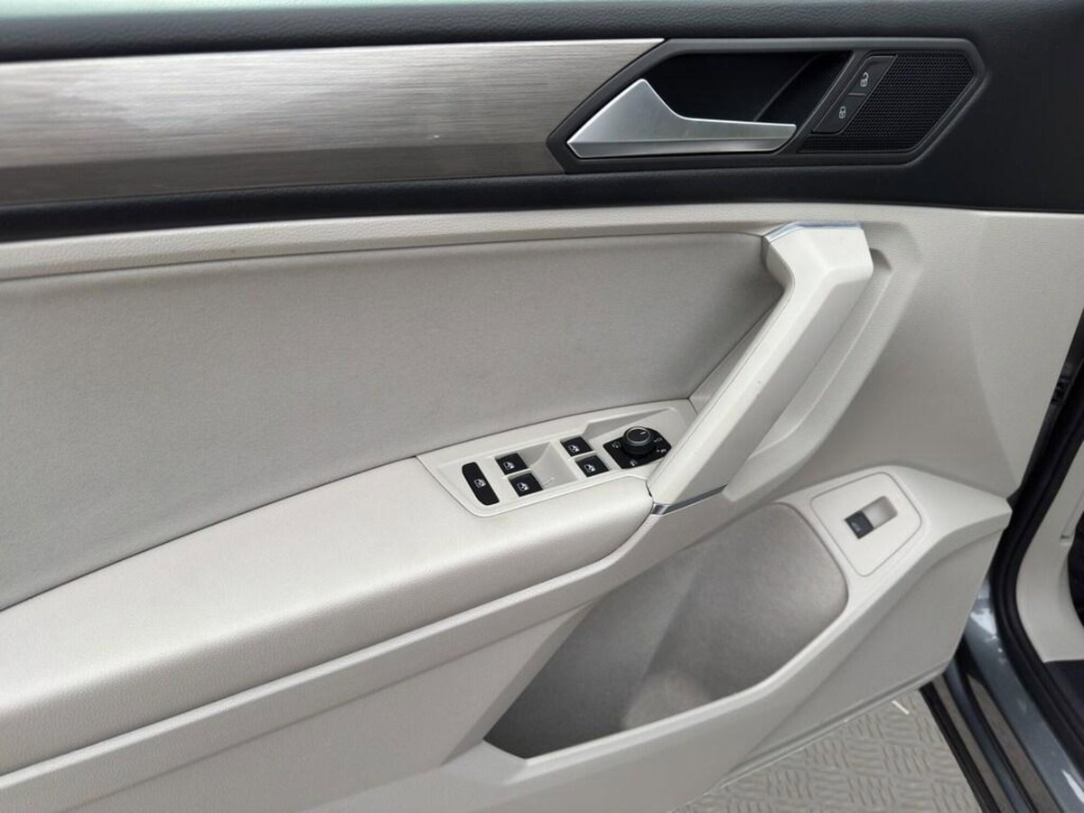 Volkswagen Tiguan Allspace 2.0 TDI SCR DSG 4MOTION Business BMT (15)