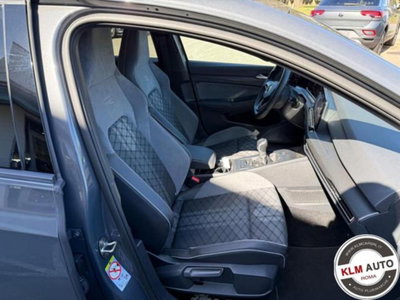 Volkswagen Golf Variant 1.5 TSI 150 CV EVO ACT R-Line (11)