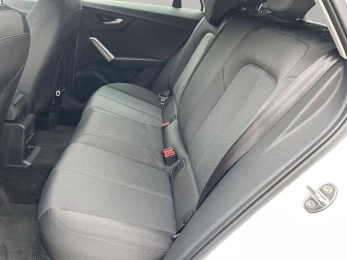 Audi Q2 Q2 35 TFSI S tronic S line Edition (16)