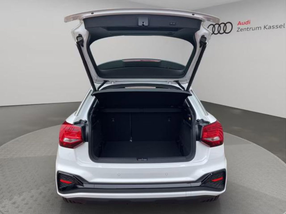 Audi Q2 Q2 35 TFSI S tronic S line Edition (18)
