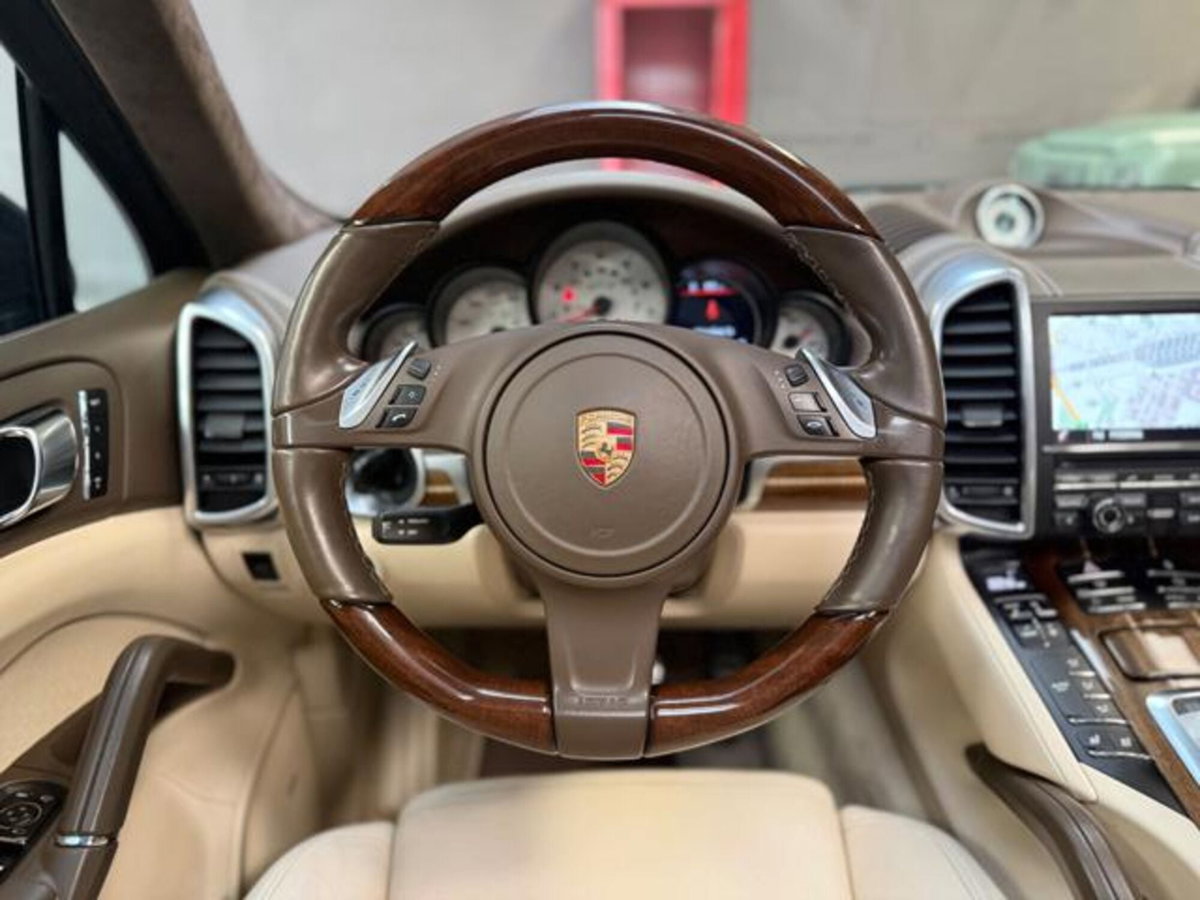 Porsche Cayenne 4.8 GTS (12)