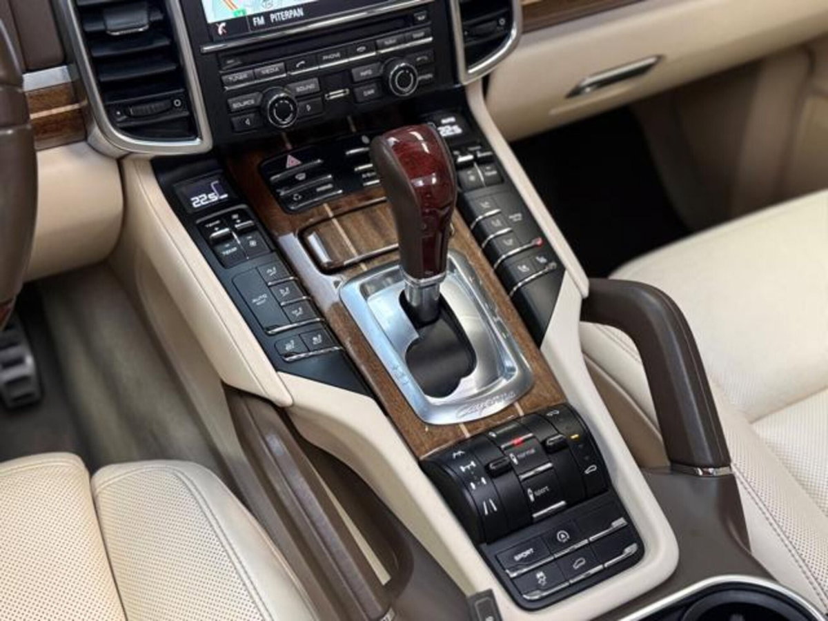 Porsche Cayenne 4.8 GTS (15)