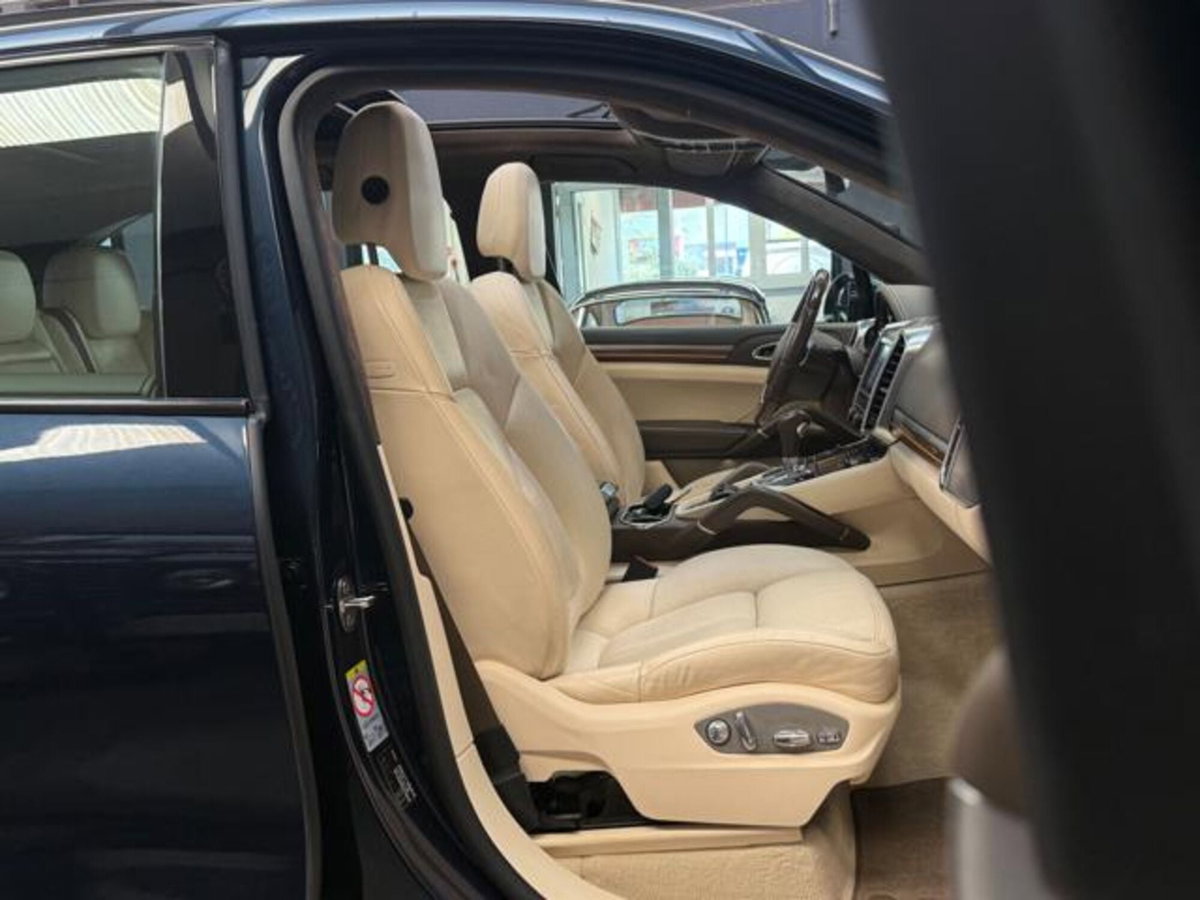 Porsche Cayenne 4.8 GTS (16)