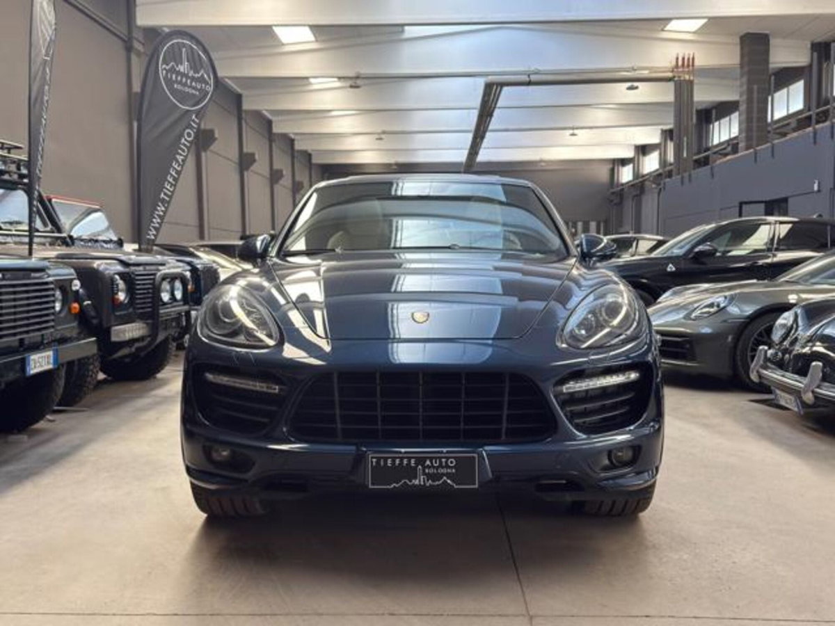 Porsche Cayenne 4.8 GTS (2)